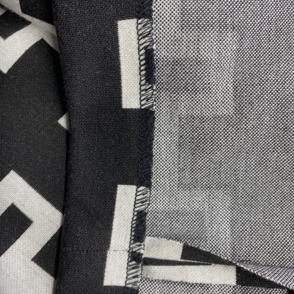 Premise Dresses Size 6 Black & White Bodycon Knit Wiggle Stretch Colorblock NWT - Picture 10 of 12